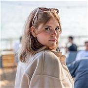 Insegnante di storia dell arte delle scuole superiori, dall arte greca fino al puntinismo